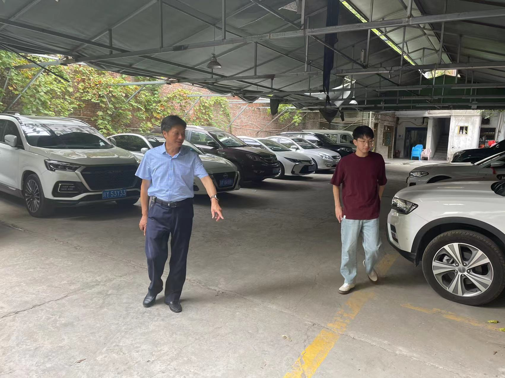 集團(tuán)黨委書記、董事長許大政深入 “包保”社區(qū)開展創(chuàng)文督導(dǎo)工作